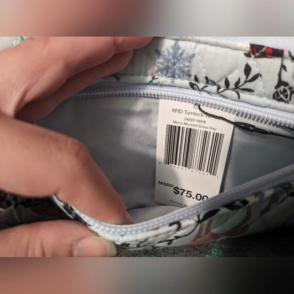 Vera Bradley RFID Turnlock Wallet With Strap - Picture 3 of 8